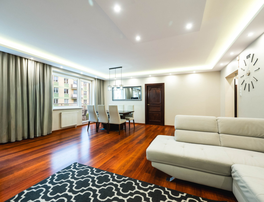 83m2| 2 balkony | Osobna kuchnia | Rumia