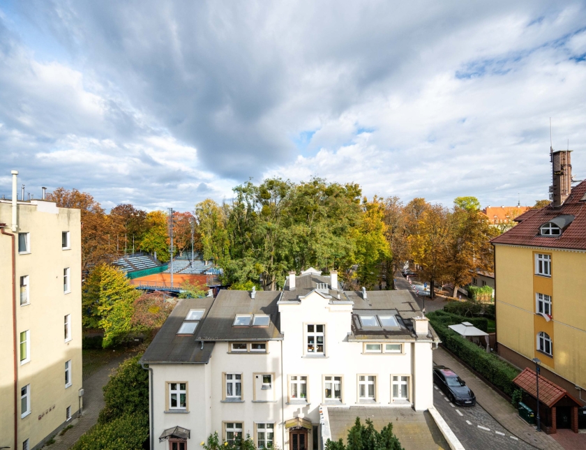 Przestronne mieszkanie 200 metrów od plaży.