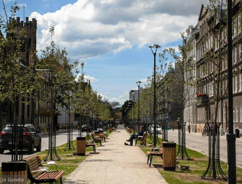 2 pokoje z oddzielną kuchnią po remoncie – Centrum