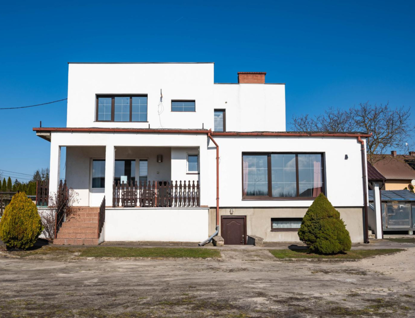 Dom wolnostojący/bud. gospodarczy/dzierżawa ziemi