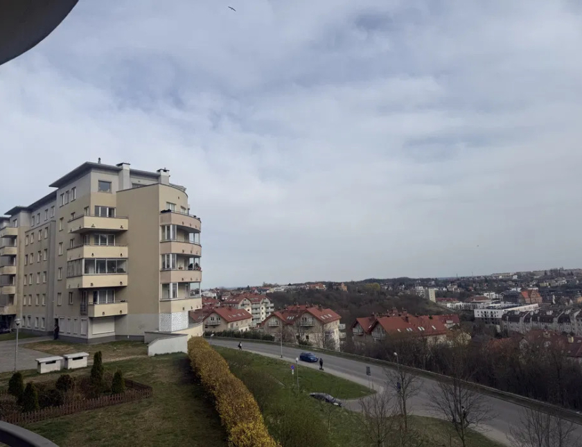 DWUSTRONNE | 3 POKOJE | BALKON 13 M² |