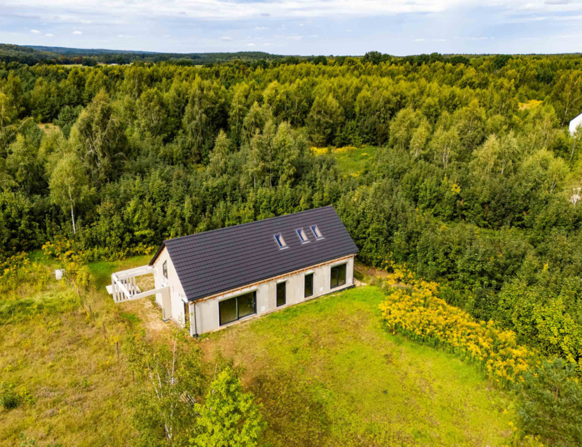 NOWOCZESNY DOM TYPU STODOŁA W OKOLICY GDAŃSKA